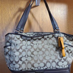 Coach  Signature Fabric Brown